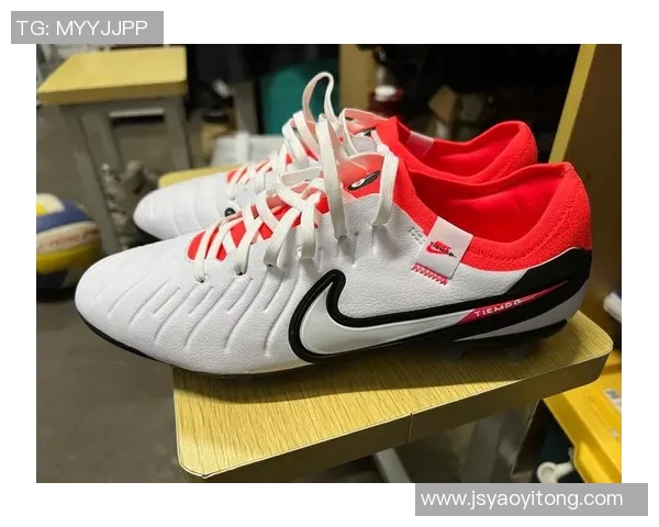 球星同款足球鞋购买指南哪里买最靠谱最优惠