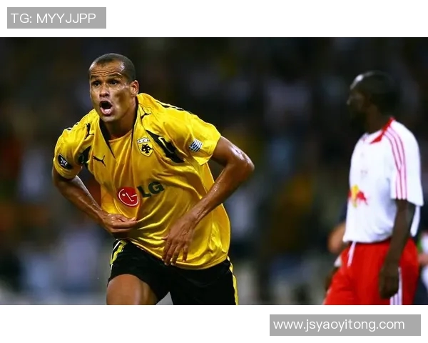 9号足球服背后明星球员的设计师是谁及其创作故事揭秘