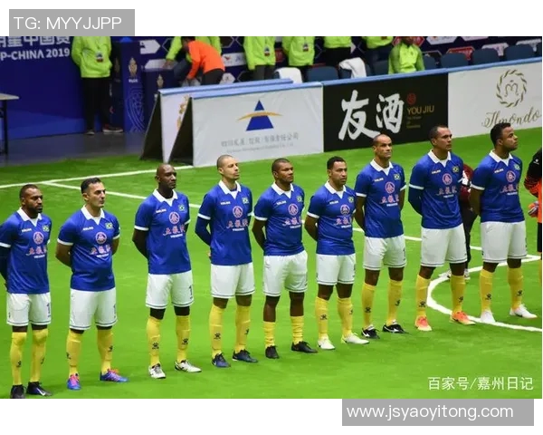 荣耀绿茵:足球传奇球星们的光辉时刻与激情碰撞